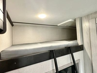 2021 Keystone Rv Fuzion M373 — photo 15 view