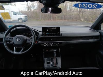 2024 Honda CR-V Hybrid Sport — photo 16 view