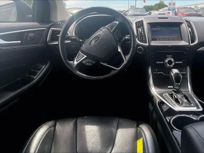 2017 Ford Edge — interior view