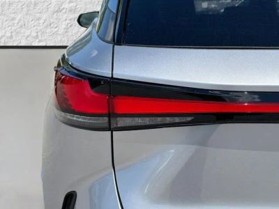 2026 Lexus RX — photo 10 view
