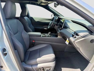 2026 Lexus RX — photo 16 view