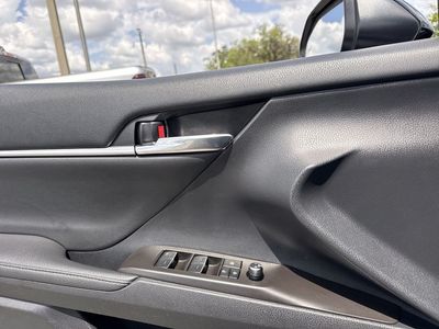 2023 Toyota Camry - Photo 9