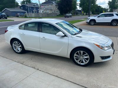 2015 Buick Regal — detail view