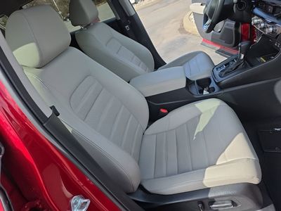 2024 Honda CR-V EX-L RS4H7RJW — front three-quarter view