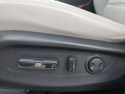 2024 Honda CR-V EX-L — photo 12 view