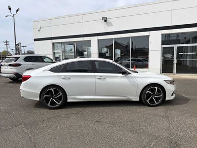 2022 Honda Accord - Photo 5
