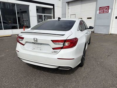 2022 Honda Accord - Photo 4