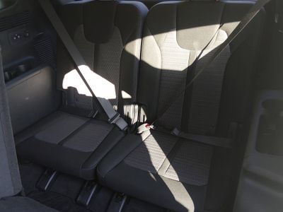 2023 Kia Sorento — photo 17 view