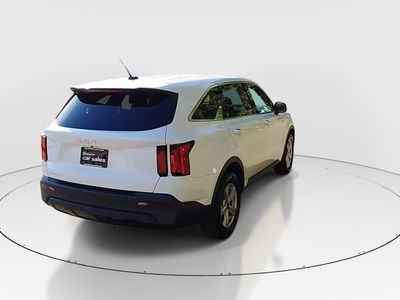 2023 Kia Sorento — photo 7 view