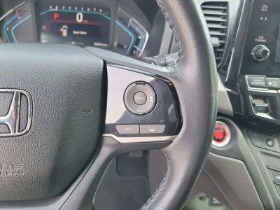 2019 Honda Odyssey — photo 18 view