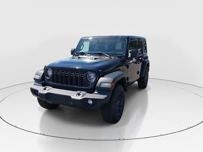 2024 Jeep Wrangler - Photo 3