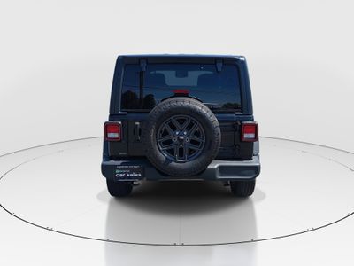 2024 Jeep Wrangler - Photo 6