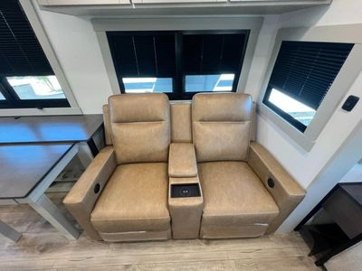 2026 Brinkley Model Z - Photo 21