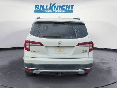 2019 Honda Pilot — interior view
