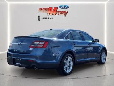 2018 Ford Taurus — interior view