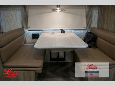 2023 Adventurer 35F - Photo 15
