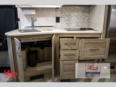 2023 Adventurer 35F - Photo 20