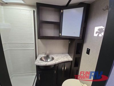 2019 Grand Design Imagine - Photo 25