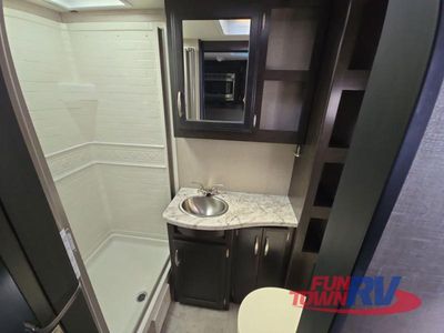 2019 Grand Design Imagine - Photo 24