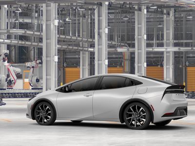 2026 Toyota Prius Plug-in Hybrid - Photo 7