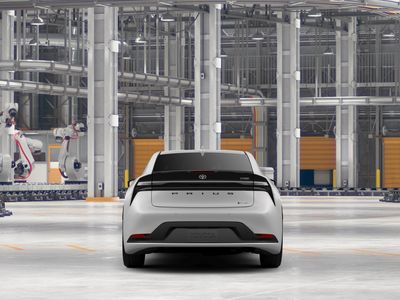 2026 Toyota Prius Plug-in Hybrid - Photo 10