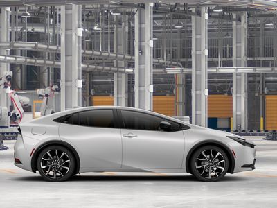 2026 Toyota Prius Plug-in Hybrid - Photo 14