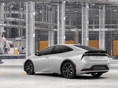 2026 Toyota Prius Plug-in Hybrid - Photo 8