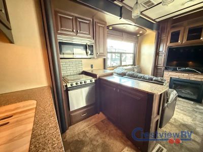2016 Dutchmen RV Voltage - Photo 13