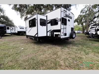 2023 Winnebago Industries Towables Minnie — detail view