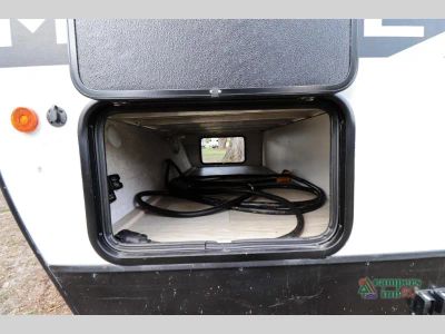 2023 Winnebago Industries Towables Minnie — photo 9 view