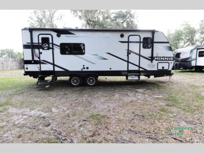 2023 Winnebago Industries Towables Minnie — photo 8 view