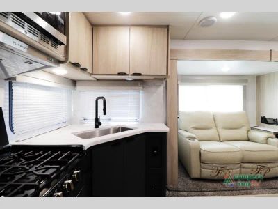 2023 Winnebago Industries Towables Minnie — photo 11 view