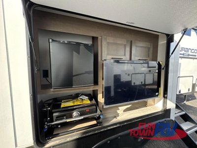 2026 KZ Durango Half-Ton - Photo 8