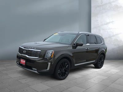 2021 Kia Telluride — front three-quarter view
