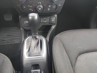 2023 Jeep Renegade - Photo 19