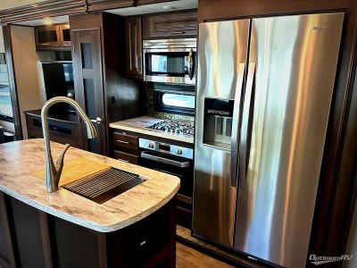 2019 Jayco North Point — engine compartment view