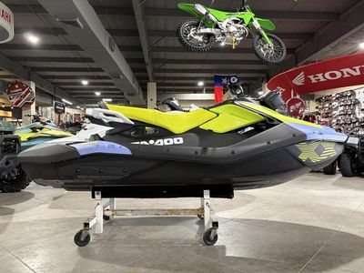 2024 Sea-Doo Spark Trixx for 3 Rotax 900 ACE - 90 iBR and Audio - Photo 8