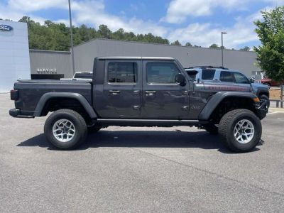 2020 Jeep Gladiator - Photo 2