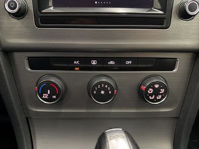 2015 Volkswagen Golf - Photo 34