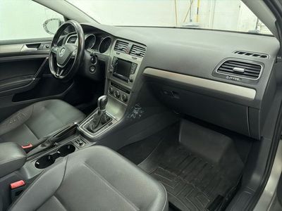 2015 Volkswagen Golf - Photo 28
