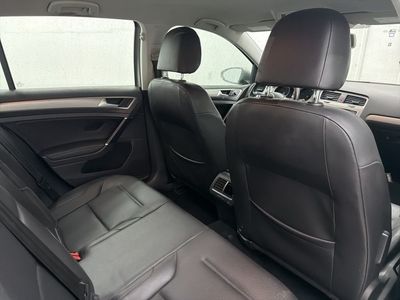 2015 Volkswagen Golf - Photo 25