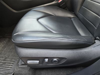 2023 Toyota Highlander - Photo 16
