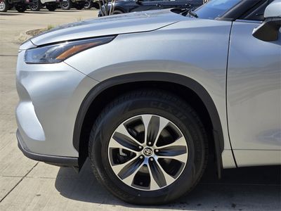 2023 Toyota Highlander - Photo 6
