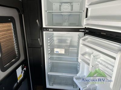 2022 Coachmen RV Freedom Express Ultra Lite - Photo 10