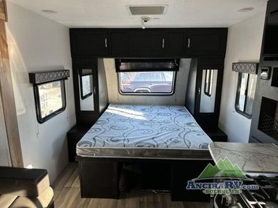 2022 Coachmen RV Freedom Express Ultra Lite - Photo 12