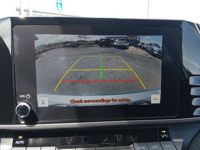 2025 Toyota Camry — photo 18 view