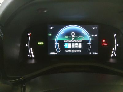 2025 Toyota Camry — photo 11 view