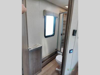 2020 Dynamax Isata 5 — photo 41 view