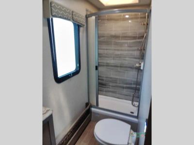 2020 Dynamax Isata 5 — photo 42 view