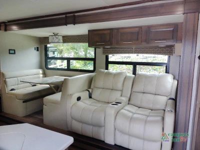 2020 Dynamax Isata 5 — photo 32 view